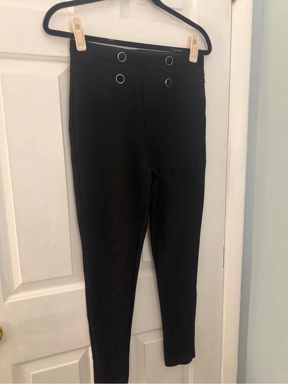Zara Women’s Medium Black Skinny Pants Silver Ring Button Detail High Waist